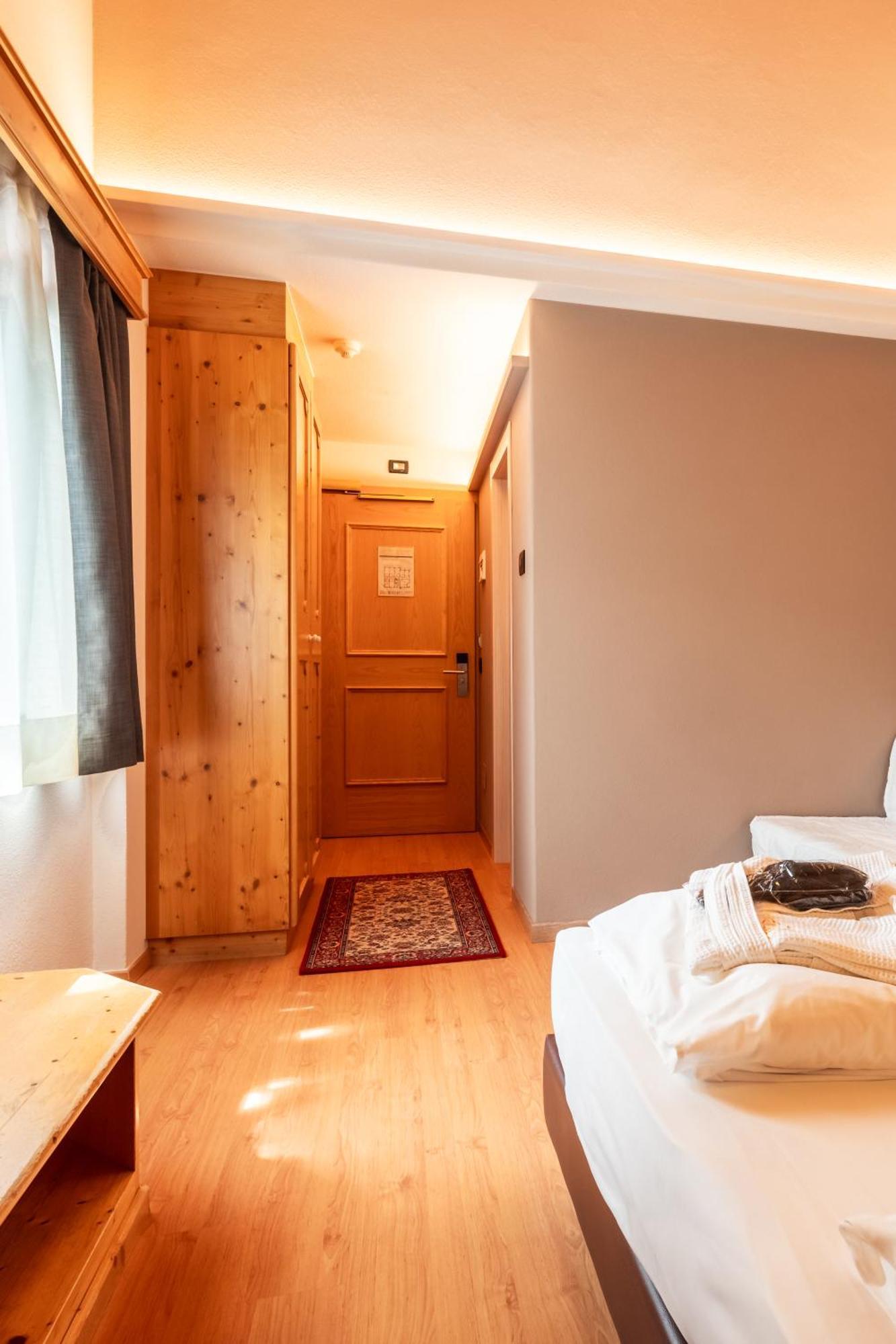 Hotel St. Michael Ливиньо Екстериор снимка
