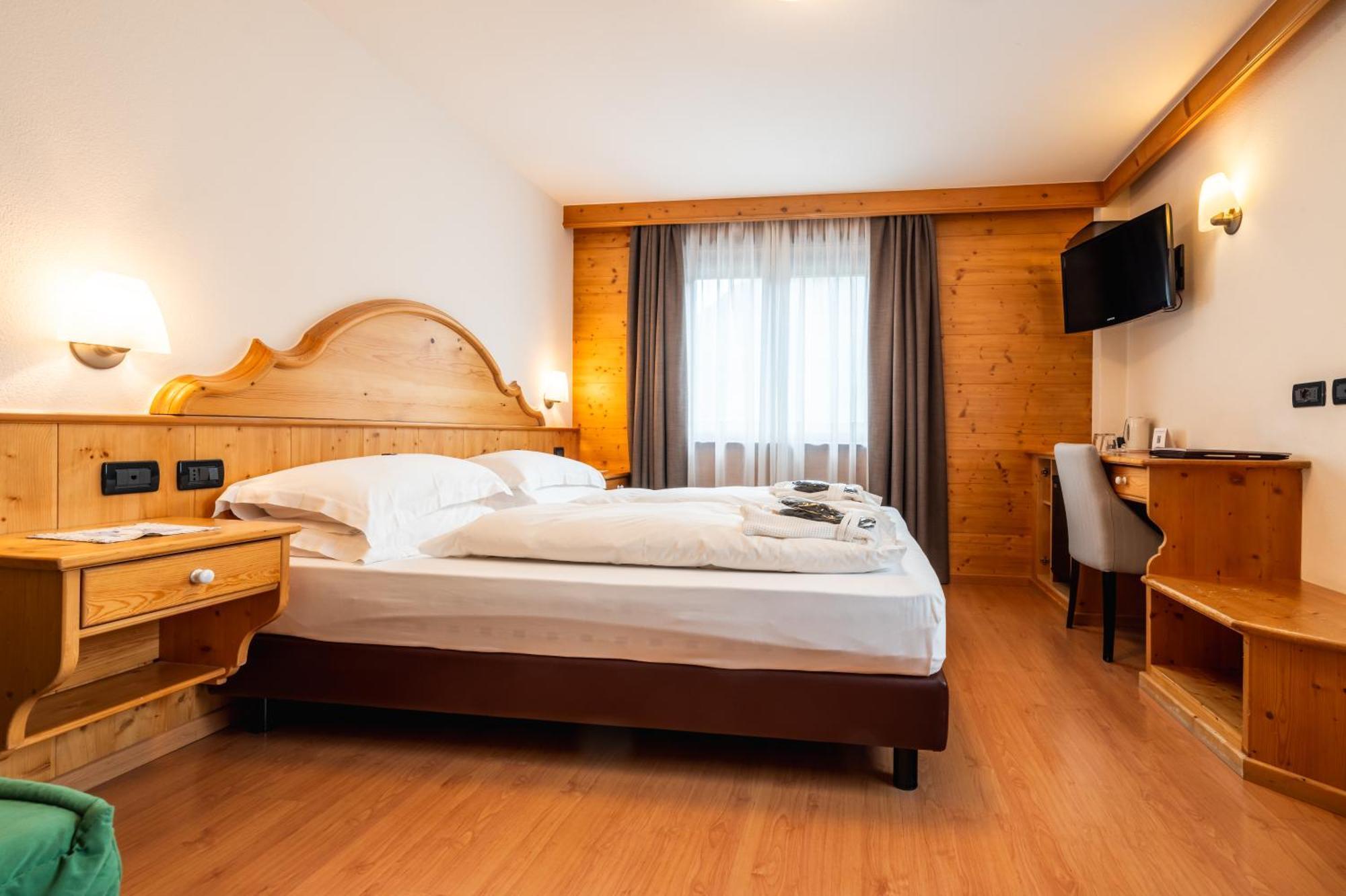 Hotel St. Michael Ливиньо Екстериор снимка