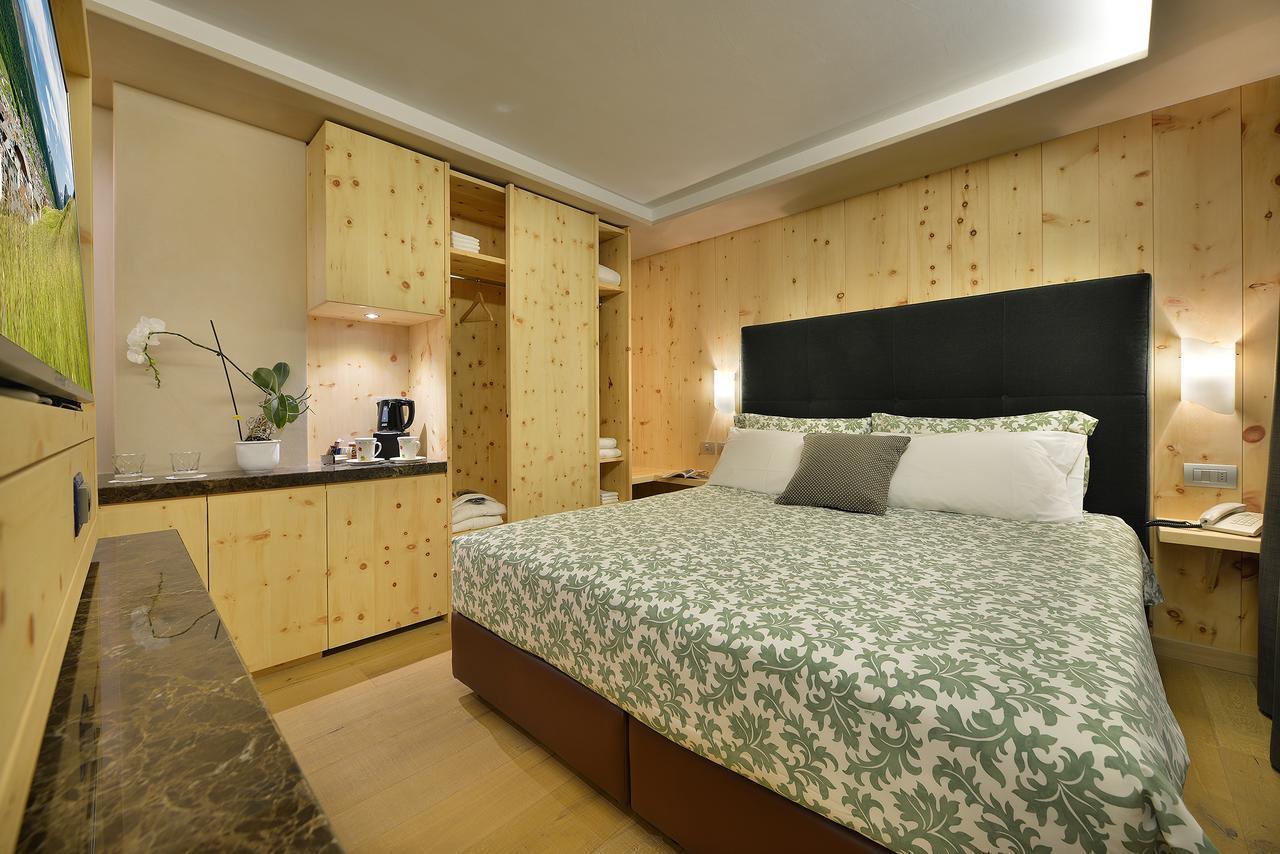 Hotel St. Michael Ливиньо Стая снимка